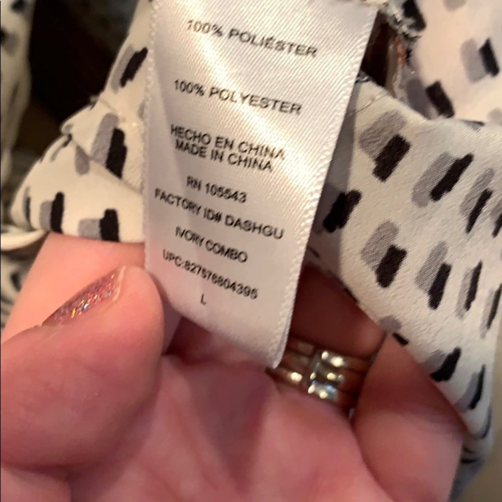 Daisy Fuentes blouse - Picture 5 of 5